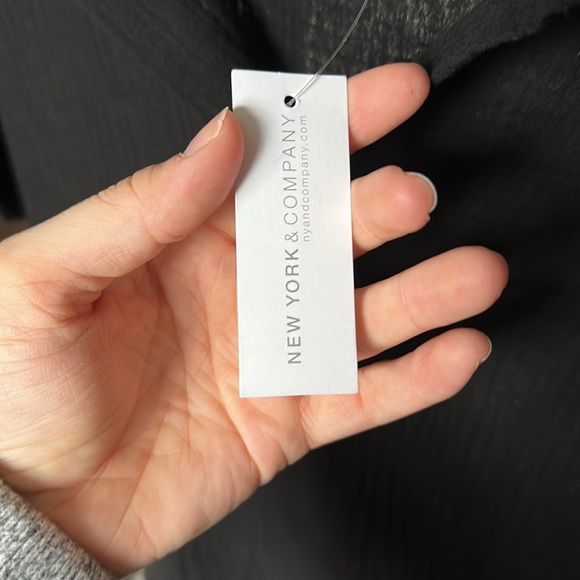 New York & Company Top - Picture 7 of 10